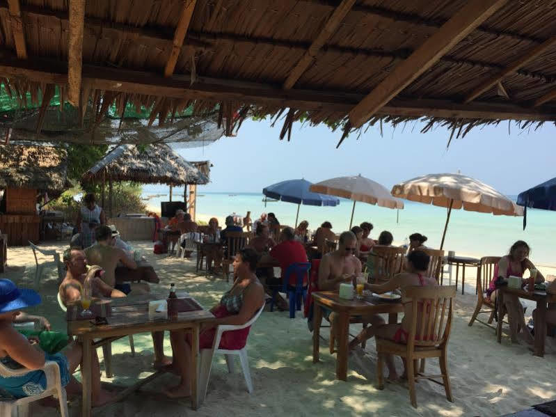 Koh Ngai Camping Hotel Exterior foto