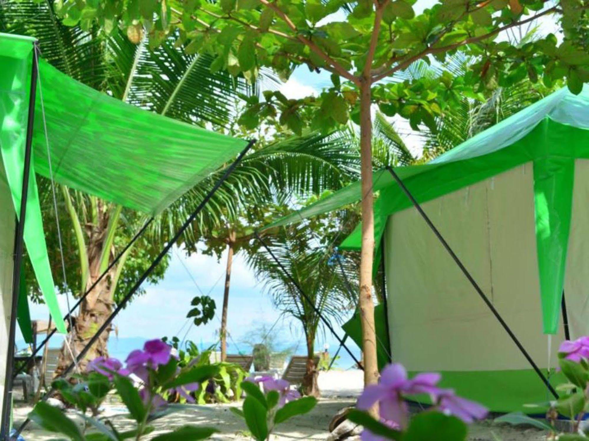 Koh Ngai Camping Hotel Exterior foto