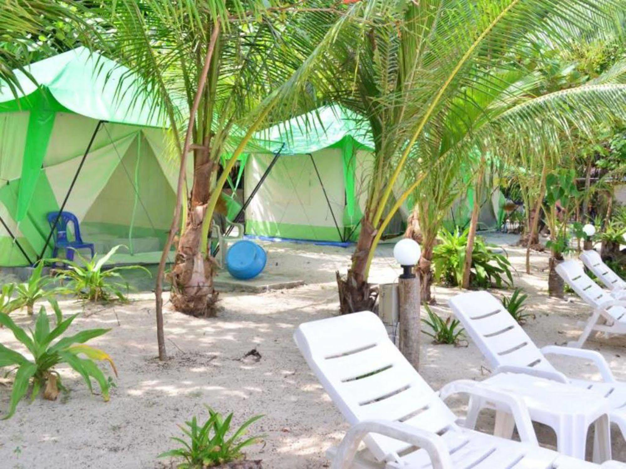 Koh Ngai Camping Hotel Exterior foto